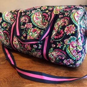 Vera Bradley duffle bag - Petal Paisley